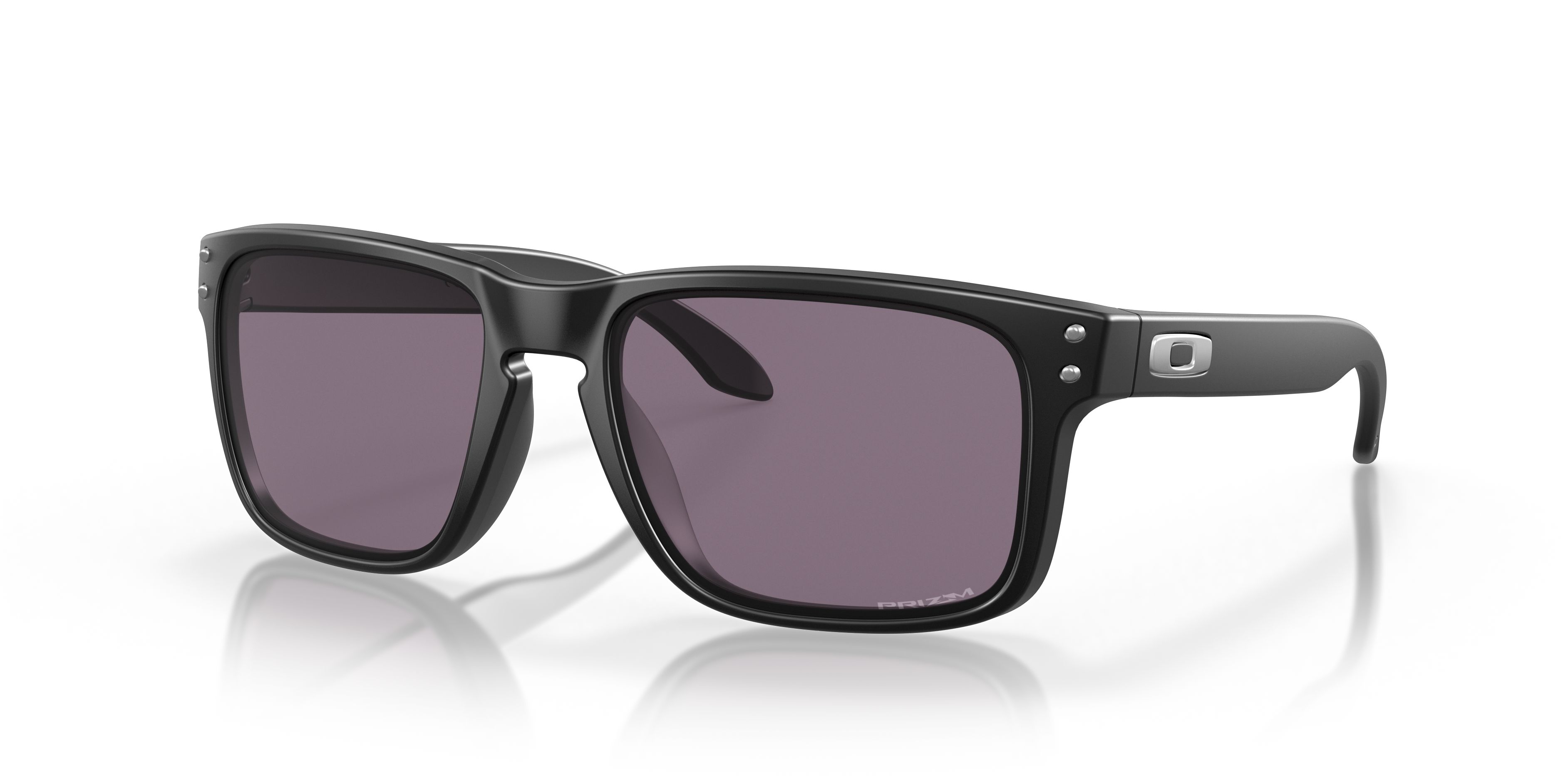 OAKLEY OO9102 — солнцезащитные очки